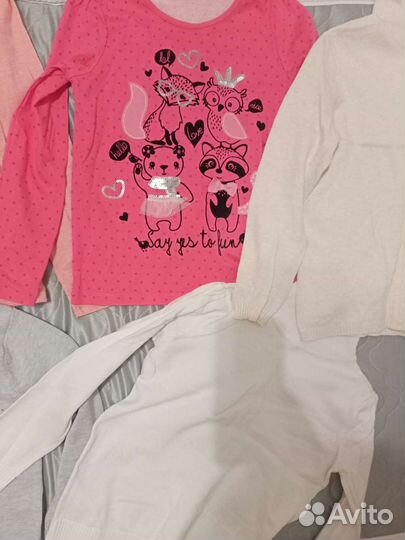 Пакет кофт, на девочку 140-146 рост