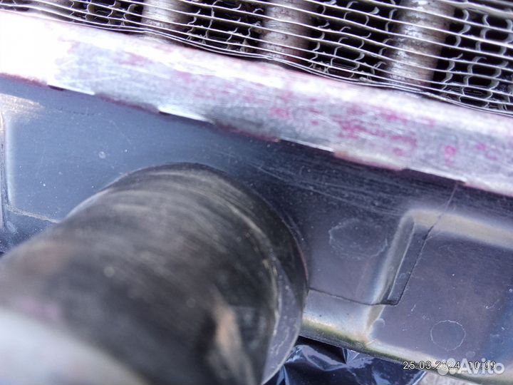 Радиатор охлаждения Ниссан санни