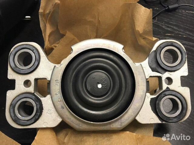 Подушка АКПП Land Rover Freelander 2 L322