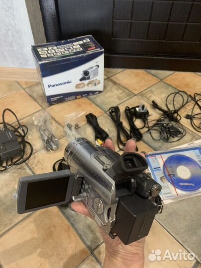 Видеокамера panasonic NV-GS200