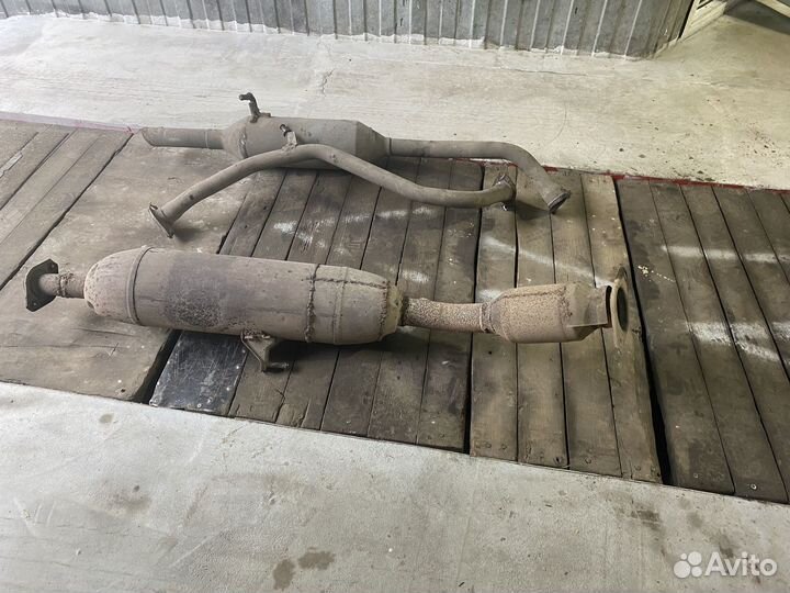 Toyota corolla е150 глушитель