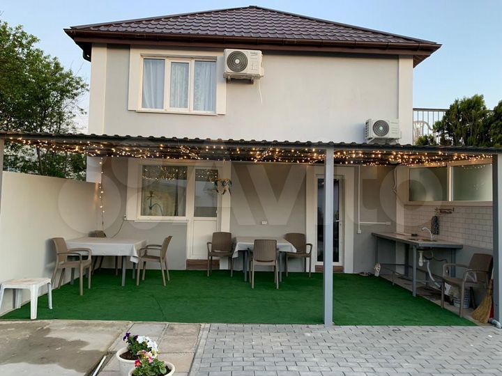 Дом 180 м² на участке 6 сот.