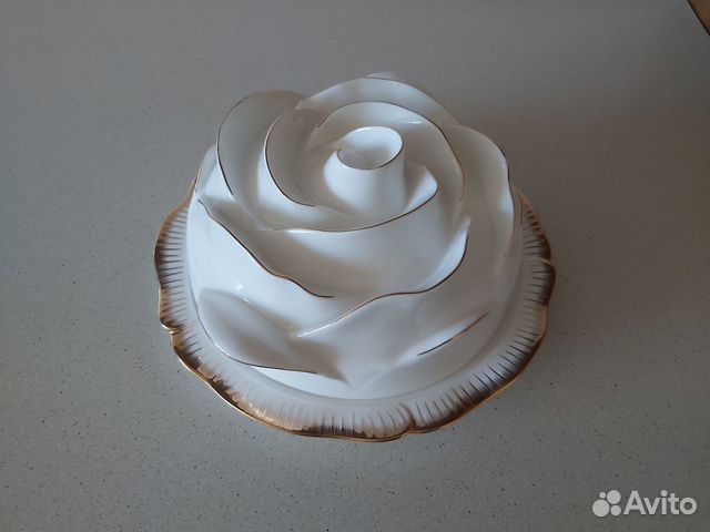 Блюдо для блинов с крышкой lefard