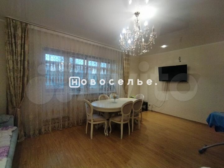 3-к. квартира, 90 м², 4/9 эт.