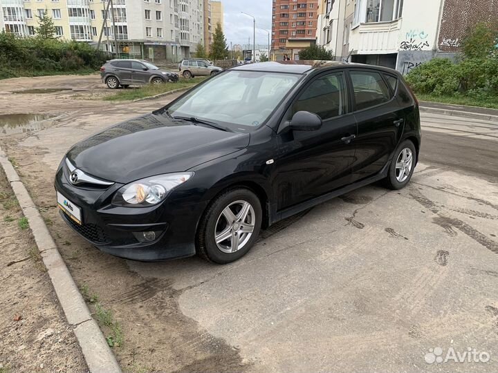 Hyundai i30 1.6 AT, 2010, 134 000 км