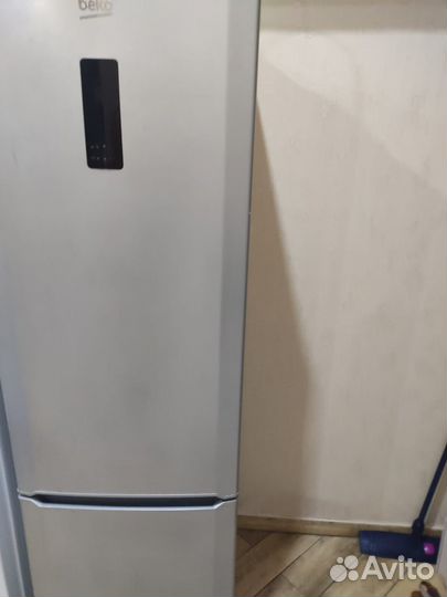 Холодильник beko