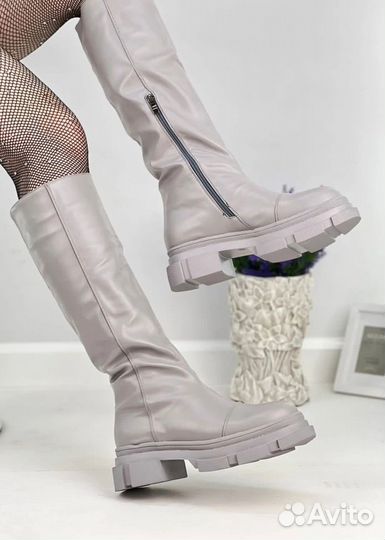 Женские сапоги