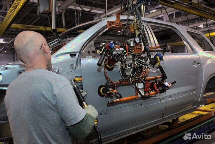 Рабочий на линию на производство авто(вахта)