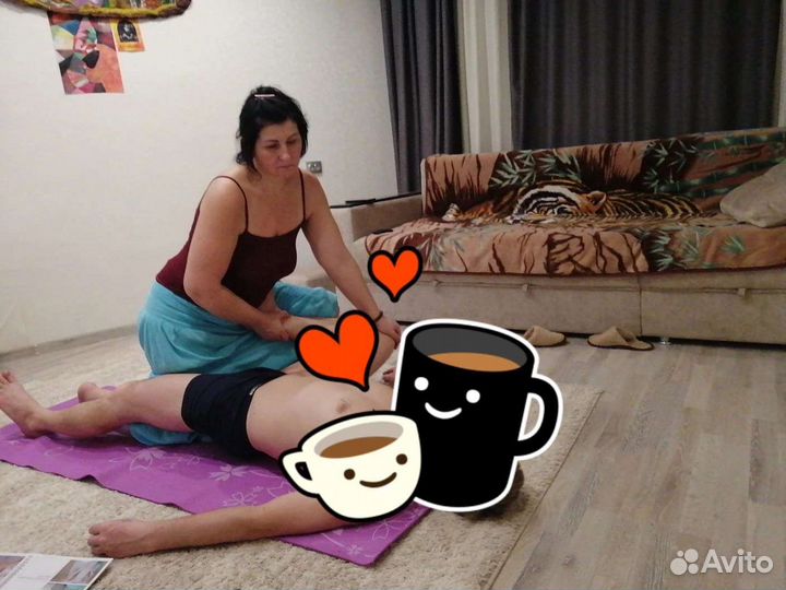 Тайский його массаж. Правка таза. Массаж спины