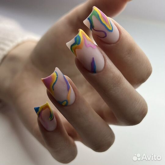 Маникюр / Наращивание ногтей