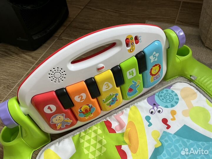 Развивающий коврик fisher price