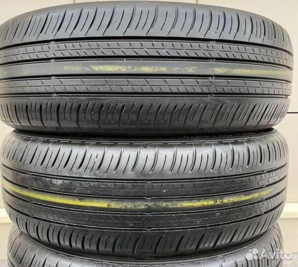 Dunlop Enasave EC300+ 215/60 R17