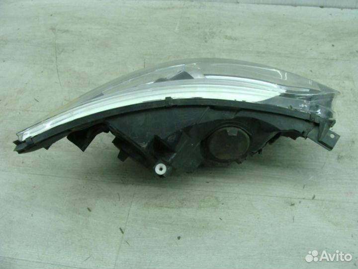 Фара левая Renault Kaptur