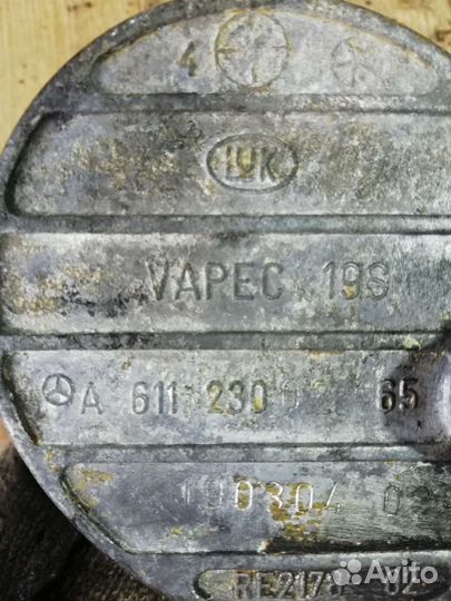 Насос вакуумный Mercedes Sprinter a6112300265 611