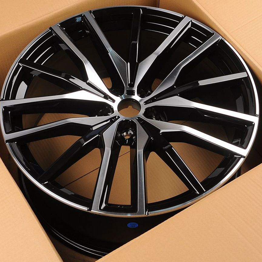 Диски на BMW-X5(G),BMW-X6(G), BMW-X7(G) Luistone L2597 9.5x22/5x112 D66.6 ET37 BKF литой