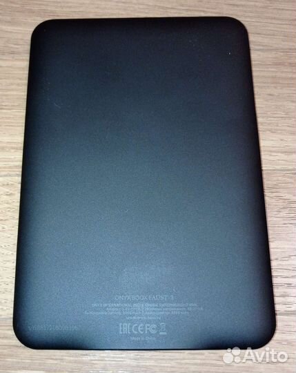 Электронная книга Onyx Boox Faust 3