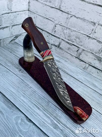Нож из дамасской стали