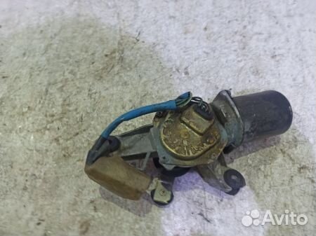 Моторчик стеклоочистителя передний