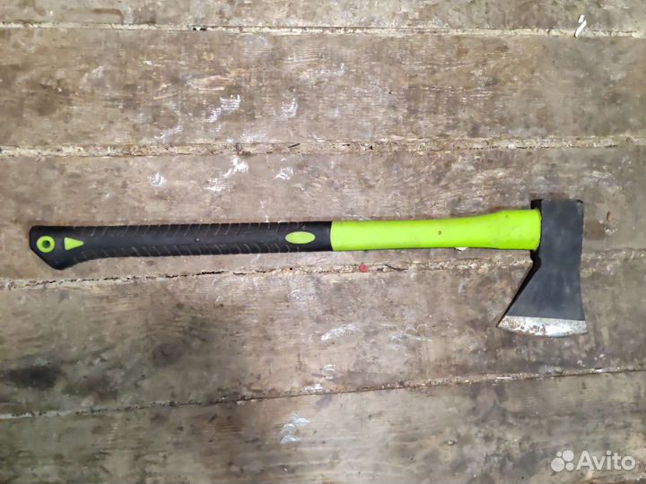 Топор туристический