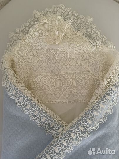 Уголок на выписку кружевной