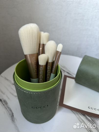 Набор кисточек для макияжа Gucci