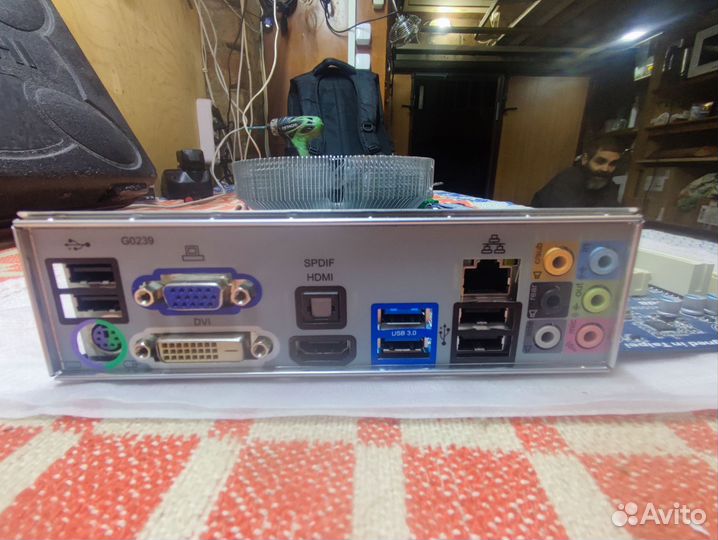 Материнская плата с процессором