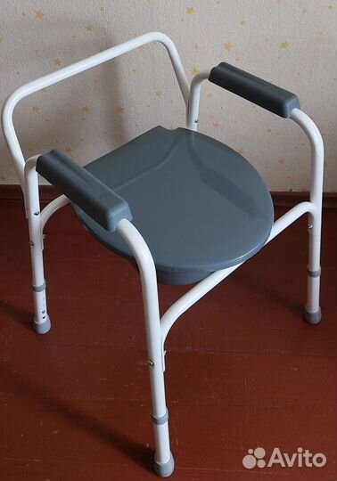Санитарное кресло туалет