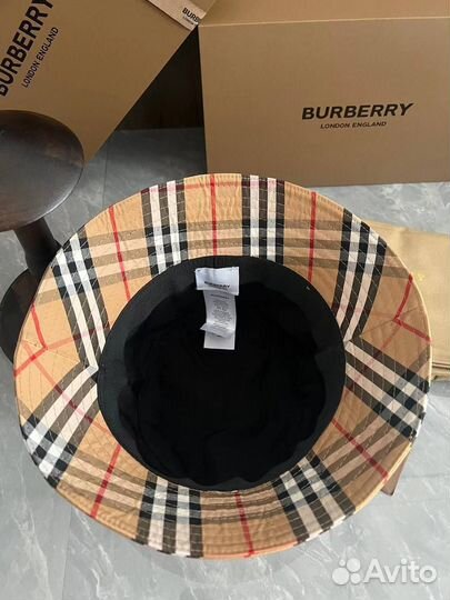 Панама Burberry