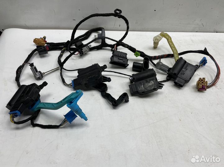 Сервопривод/проводка/коса печки Skoda Octavia A5