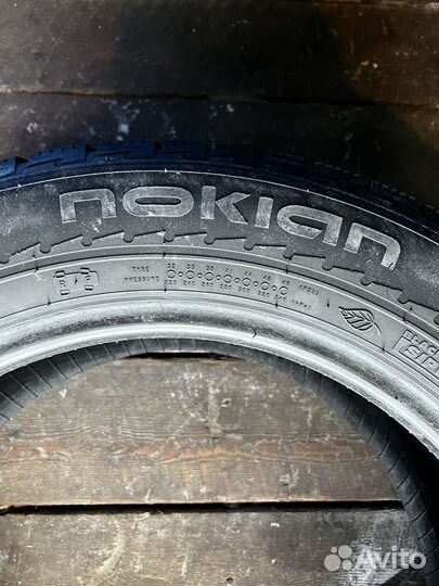 Nokian Tyres Hakkapeliitta R 235/60 R18 107R