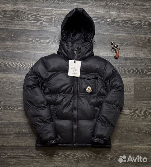 Зимний пуховик Moncler