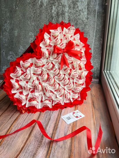 Съедобные букеты из конфет рафаэлло