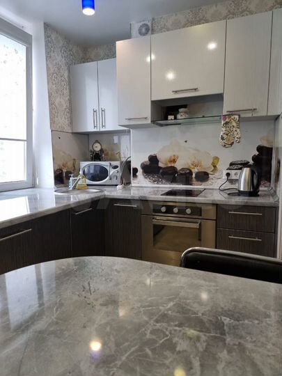 1-к. квартира, 42 м², 3/25 эт.