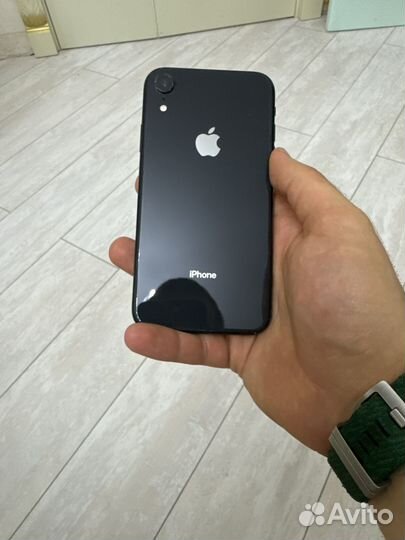 iPhone Xr, 64 ГБ
