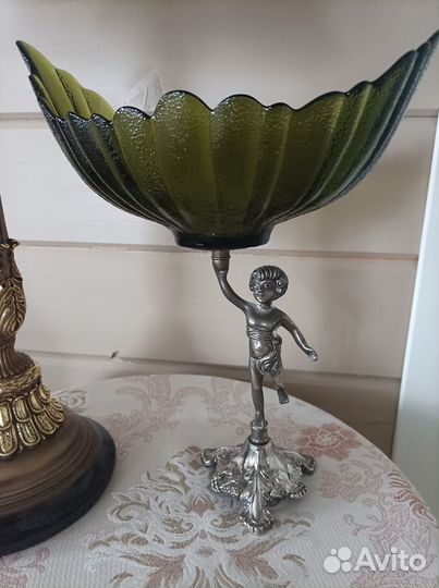 Ваза. путти. мельхиор.цветное стекло. винтаж