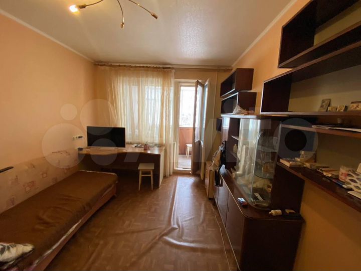 Комната 12 м² в 3-к., 2/6 эт.