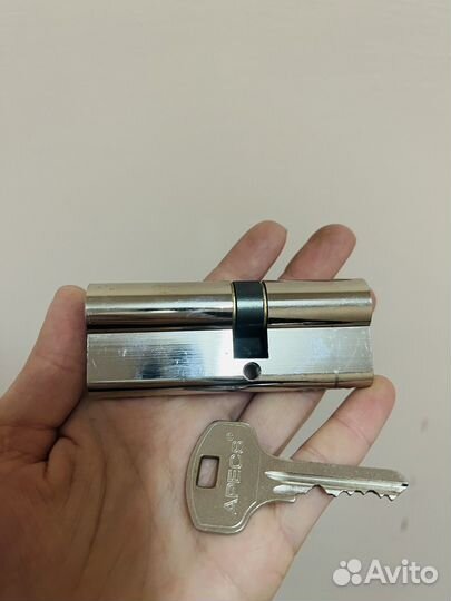 Цилиндровый механизм (личинка замка) apecs