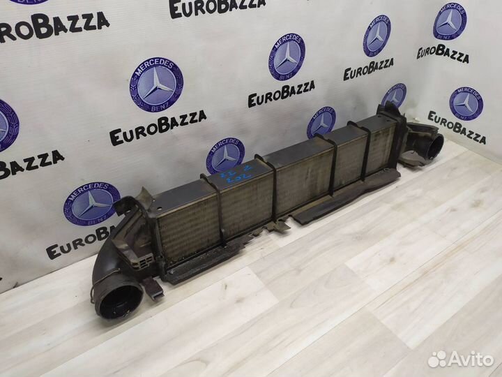 Интеркуллер Mercedes W203