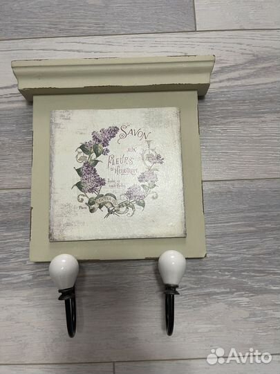 Крючки для одежды