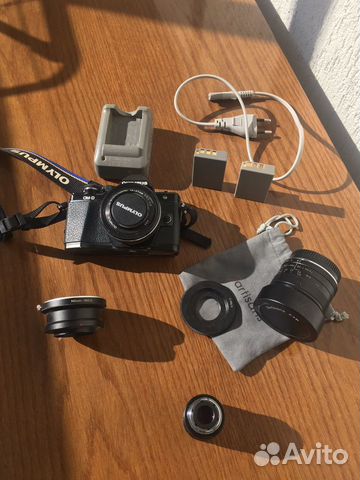 Беззеркальная камера Olympus OM-D E-M10 Mark II