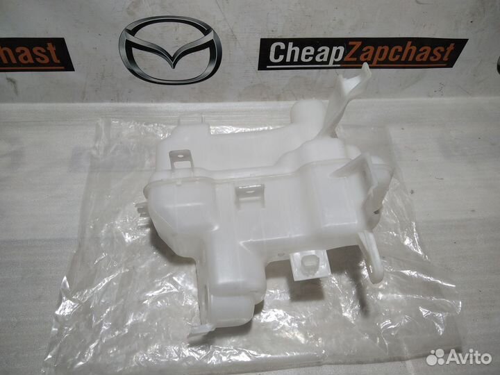 Бачок омывателя Мазда 6 GJ, Мазда 3 BM
