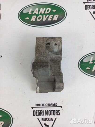 Кронштейн опоры двигателя задний Volvo XC90 дизель