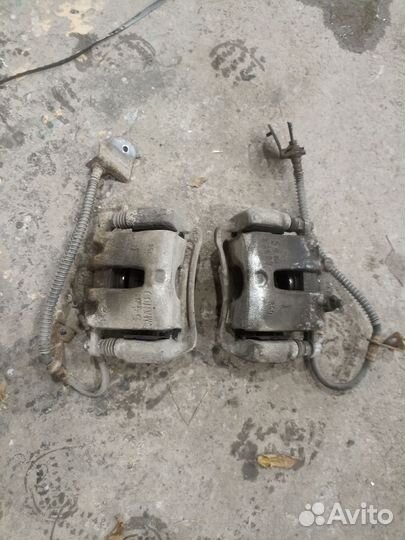 Тормозной суппорт передний Hyundai Solaris 2 17-20