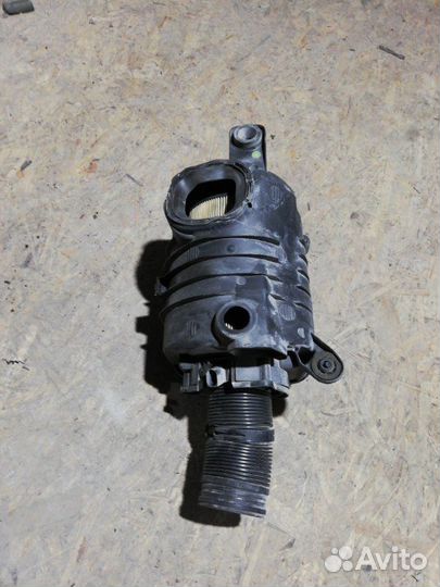 Корпус воздушного фильтра Volkswagen Jetta BVY