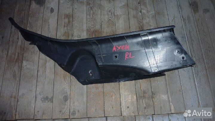 Обшивка салона задняя левая Mazda Axela bkep 2007