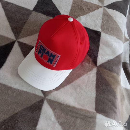 Бейсболка Gulliver красная