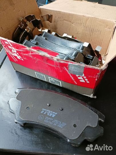 Колодки передние TRW gdb1783 на опель