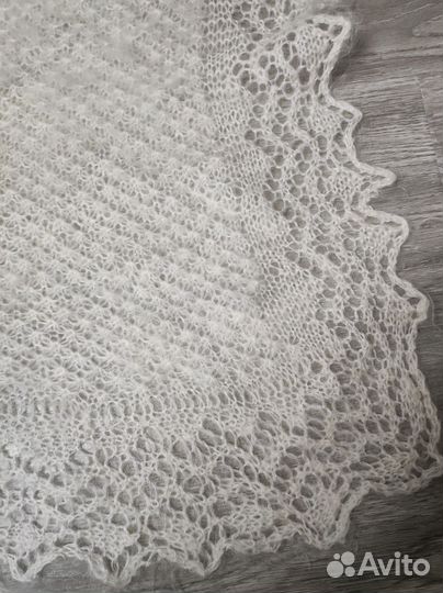 Пуховые платок - шаль и шарф