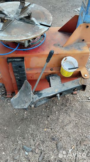 Шиномонтажный станок