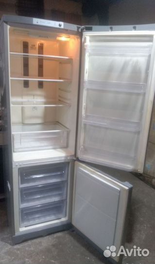 Холодильник бу Hotpoint-Ariston
